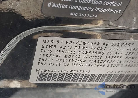 2007 Volkswagen Rabbit 4-Door from USA, damaged, VIN WVWDR91K67W019848